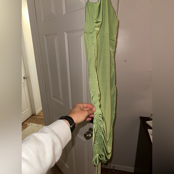 Green cocktail dress - Picture 3 of 6